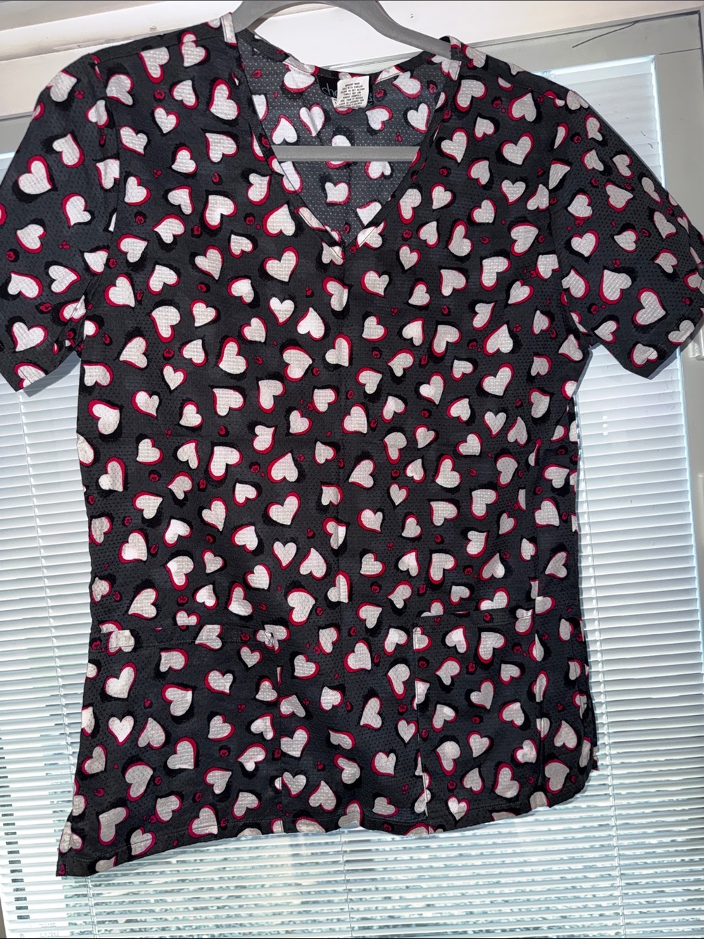 Cherokee Black Short-Sleeve V-Neck Top with White and Pink Hearts